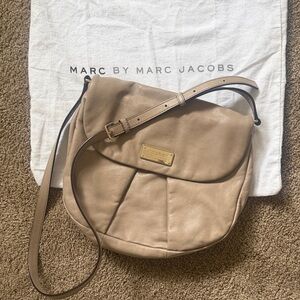 Marc by Marc Jacobs Taupe Leather Saddle Shoulder Bag